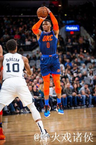 半成品马刺击败完全体雷霆,展现“疯狂动物城”潜力 半成品马刺击败完全体雷霆,展现“疯狂动物城”潜力