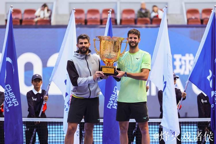 中网阿尔卡拉斯首夺男单冠军 意大利组合男双问鼎 中网阿尔卡拉斯首夺男单冠军 意大利组合男双问鼎